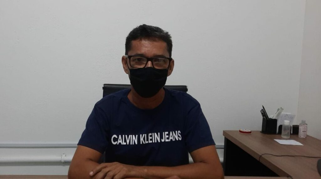 Alunos do 1° ao 9° da zona urbana de Cruzeiro do Sul, devem retornar as aulas de forma híbrida na próxima segunda-feira