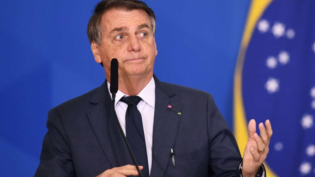 Bolsonaro agora admite que corrupção não acabou no seu governo: ‘diminuiu muito’