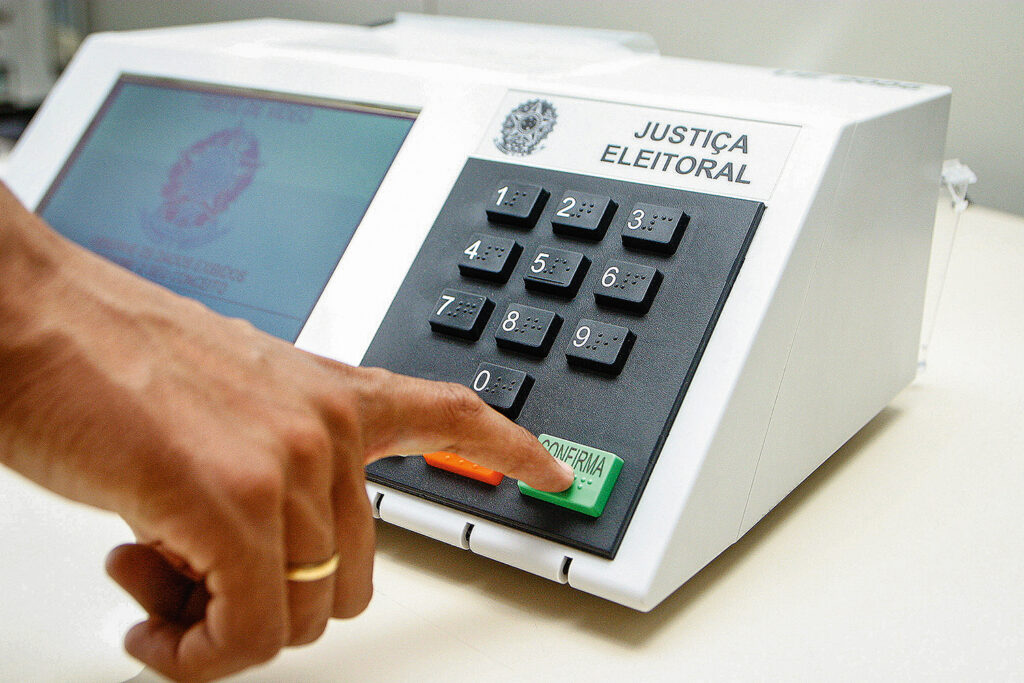 PF recomenda que segurança dos resultados das urnas fique com a Abin