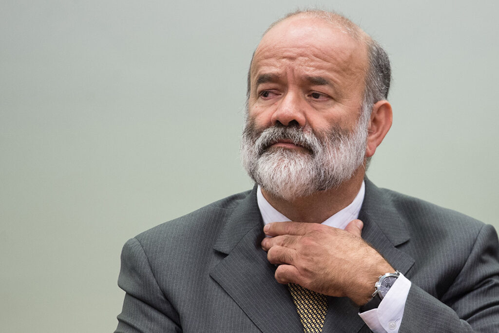 STJ derruba decisão de Moro que condenou ex-tesoureiro do PT na Lava Jato