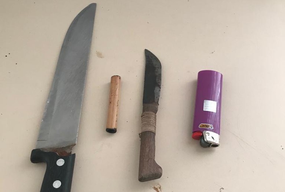 Bebê de um mês é resgatada de cárcere privado após mãe denunciar agressões na polícia e pai é preso no Acre