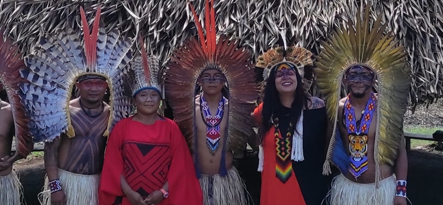 Grupo de indígenas do povo Arara aposta no látex como alternativa econômica