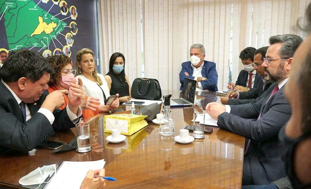 Bancada federal acreana anuncia R$ 9 milhões para construção da ponte sobre o Rio Juruá