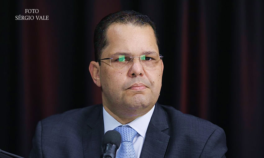 Presidente da OAB no Acre, Erick Venâncio é vítima de golpe do WhatsApp