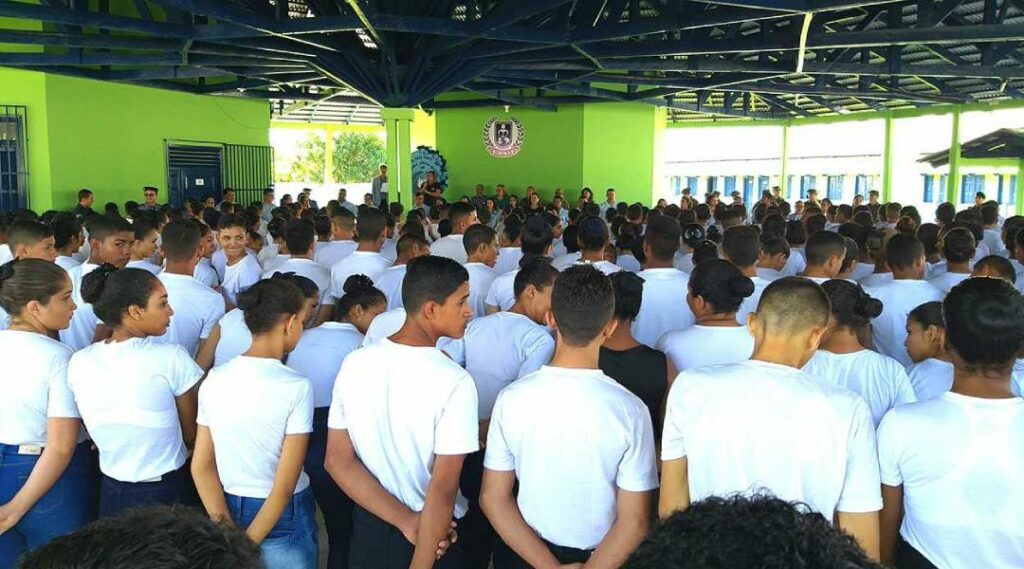 Quatro escolas de Cruzeiro do Sul suspendem as aulas por suspeitas de contaminação pela Covid-19