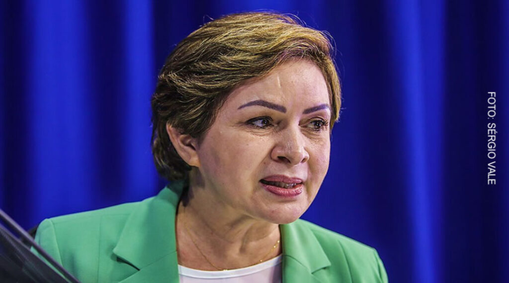 Governo amplia de 8 para 12 mil servidores que receberão abono de R$ 160 milhões do Fundeb