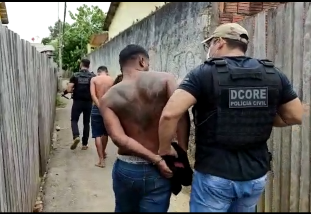 Polícia apreende droga, dinheiro e prende dois por integrar quadrilha no Acre