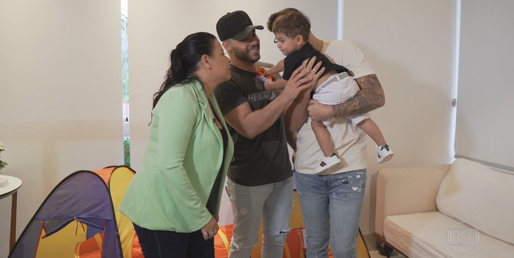 Mãe de Marília Mendonça diz que neto ainda não sabe da morte da cantora: ‘Para ele, a mãe foi trabalhar’