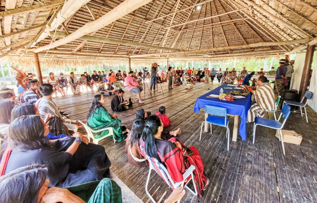 No Acre, Congresso Internacional realiza diagnóstico de situação das comunidades indígenas do Brasil e Peru