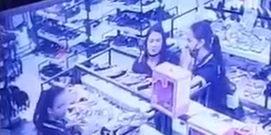 Vídeo: Mulher é vítima de furto dentro de loja em Cruzeiro do Sul