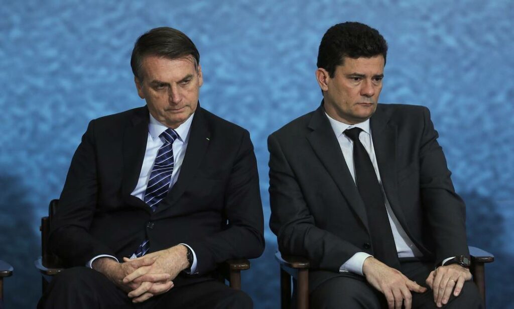 Bolsonaro diz que Moro não aguenta 10 segundos de debate