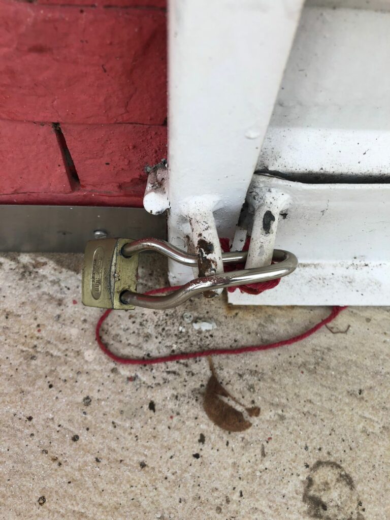 Loja da Claro é alvo de tentativa de roubo em Cruzeiro do Sul; assista