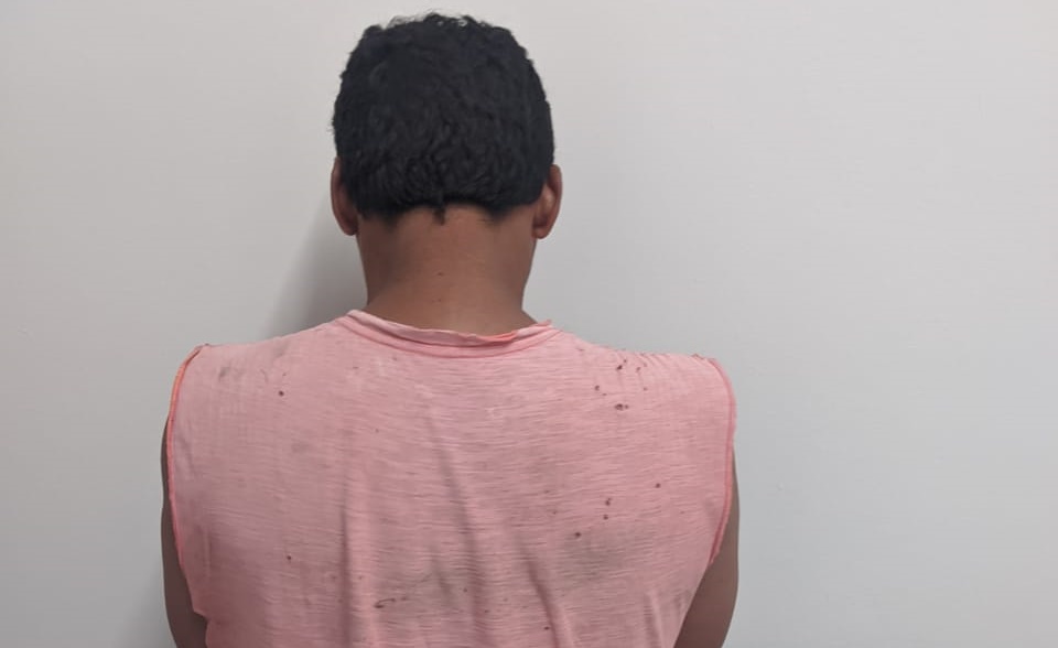 Homem é preso e encaminhado ao presídio de Cruzeiro do Sul, após descumprir medida protetiva