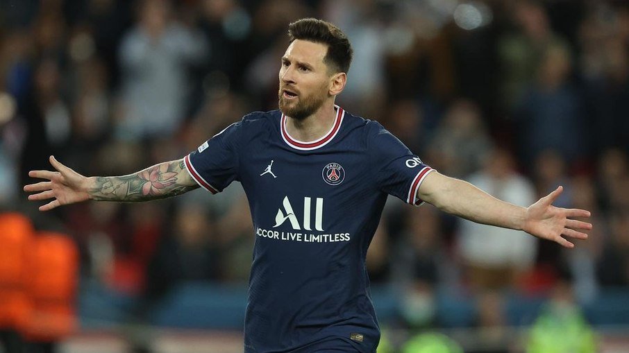 Messi testa positivo para Covid e desfalca PSG na Copa da França