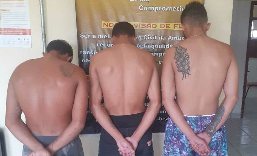 Políca prende três homens acusados por estupro de adolescente de 13 anos no município do Jordão