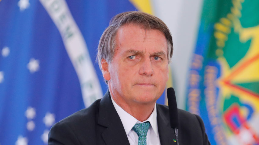 Saúde de Bolsonaro preocupa aliados: “Nesse ritmo, nem chega até a eleição”