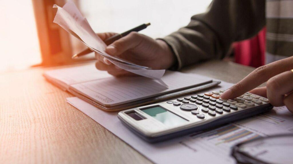 Inadimplentes do Acre convivem com 1,4 milhão de contas atrasadas