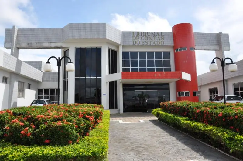 Diferente da saúde, educação e segurança, auxílio de servidores do TCE será de R$ 3 mil