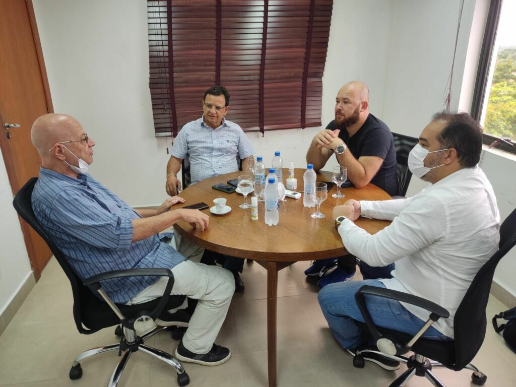 Deputado Gonzaga incentiva produção e comercialização de medicamentos fitoterápicos extraídos no Acre