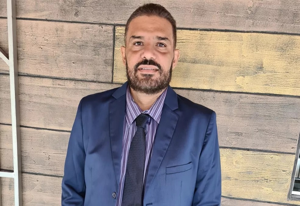 Após quase cinco meses afastado por complicações de bariátrica, deputado do AC volta à Aleac: ‘Milagre’