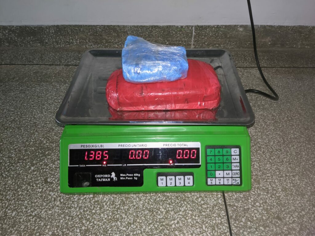 Dupla de Cruzeiro do Sul é presa por tráfico de drogas