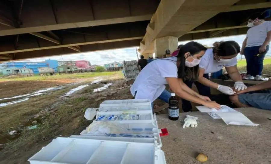 Secretaria Municipal de Saúde realiza atendimento preventivo de tuberculose com moradores de rua