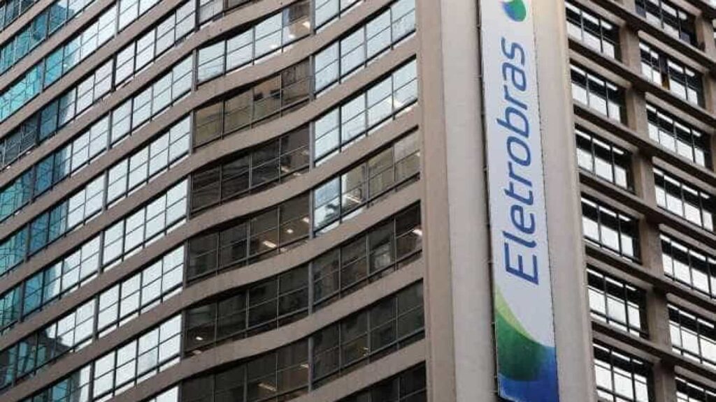 TCU aprova privatização da Eletrobras