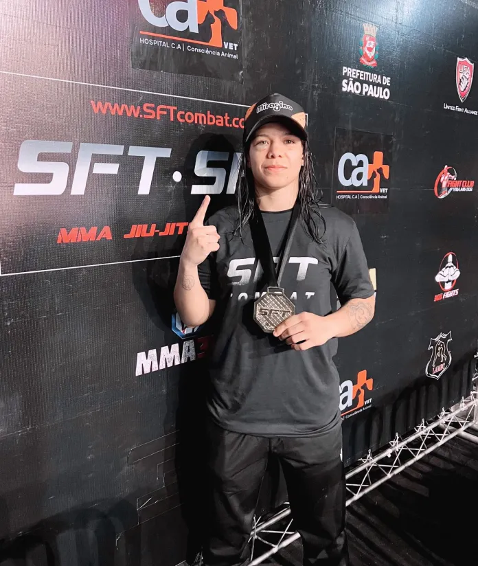 Acreana vence luta no maior evento de MMA da América Latina