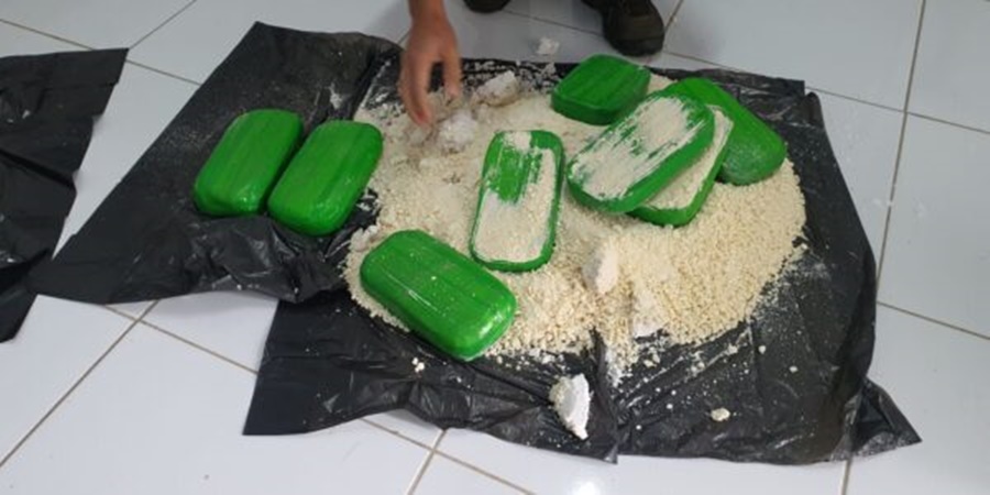 VÍDEO: Polícia Civil intercepta carregamento de droga e apreende mais de 8 quilos de cocaína em Cruzeiro do Sul