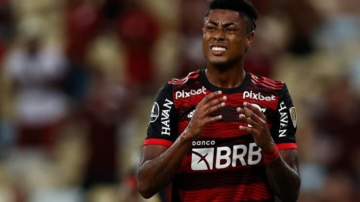 R$ 31 milhões: Bruno Henrique aceita proposta de clube europeu e fica perto de deixar o Flamengo