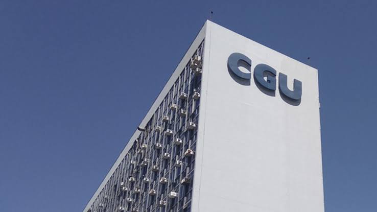 CGU identifica 2.300 militares ocupando cargos civis no governo de maneira irregular