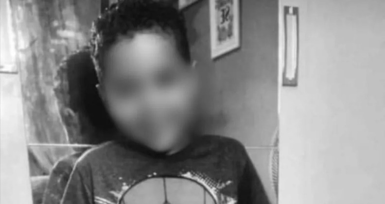 Menino encontra arma do pai na cozinha de casa, atira na cabeça e morre na Grande São Paulo