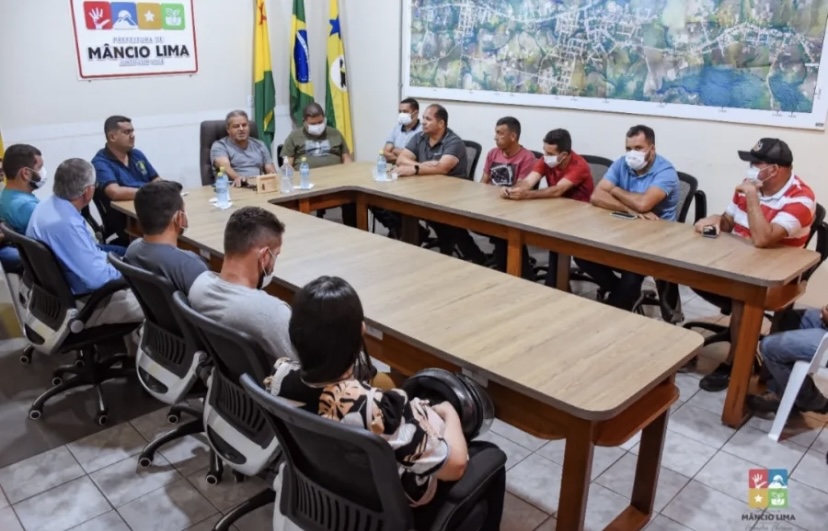 Prefeitura agiliza Auxílio Taxistas para os profissionais de Mâncio Lima