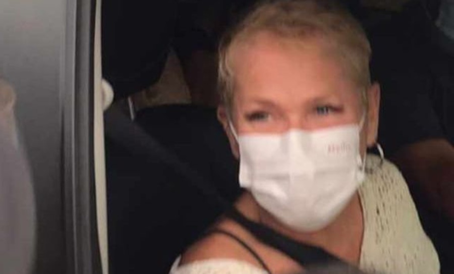Xuxa desembarca em Cruzeiro do Sul para gravação de série