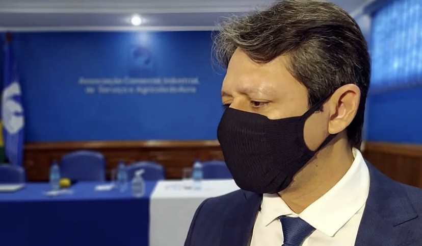 Para aliviar pressão em cima de Gladson, Grandidier desiste de ser candidato a vice