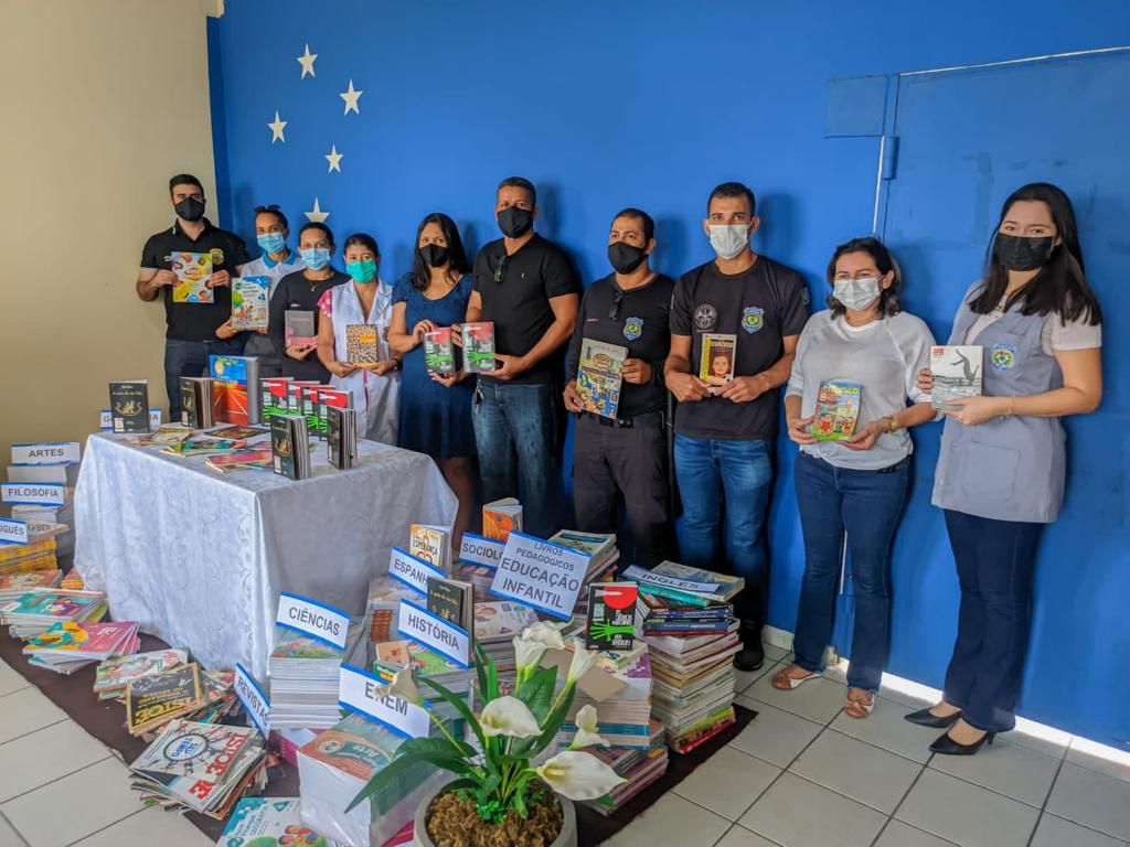 Campanha Amigos do Livro doa mais de 900 livros para Instituto Socioeducativo do Juruá