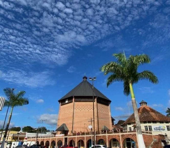 Previsão aponta segunda-feira quente e ensolarada, mas com chances de chuva no Acre