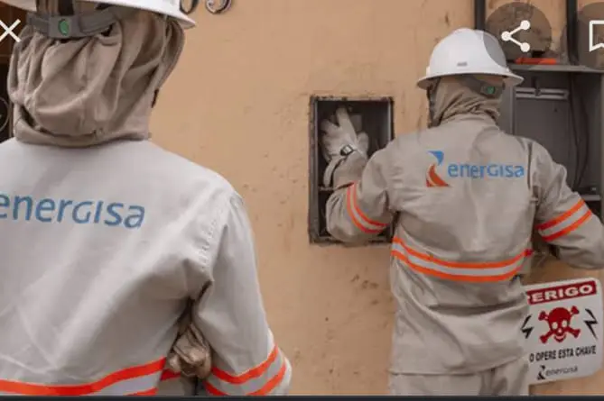 Energisa estaria usando força policial da PM para cortar luz de acreanos, denuncia ativista