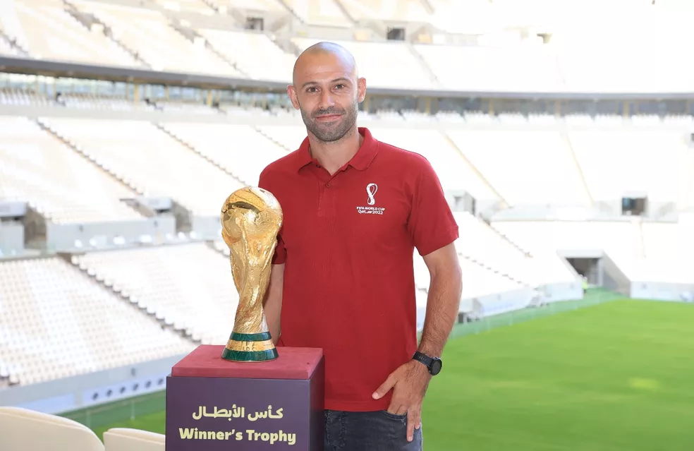 Na primeira Copa do Mundo como ex-jogador, Mascherano aponta Argentina como favorita