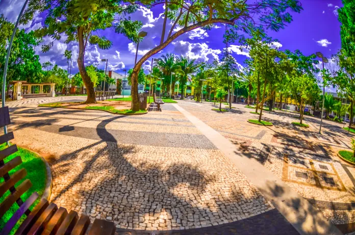 Friale prevê segunda-feira seca, ensolarada e com noite fria no Acre; veja temperaturas