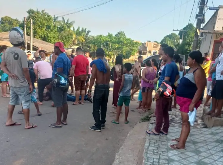 Homem é atingido com vários tiros e facadas no interior do Acre