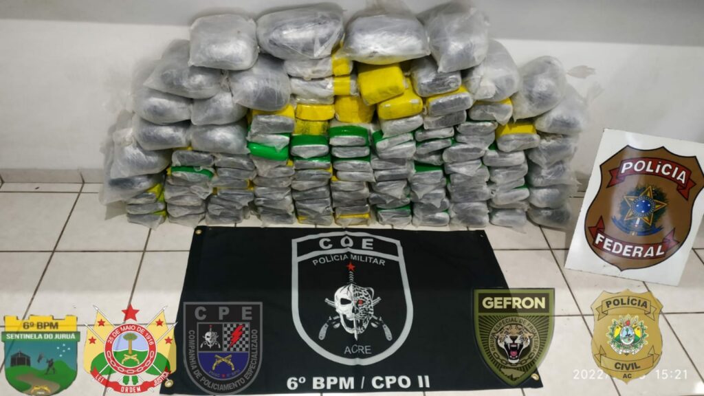 Ação conjunta entre PF, PM e PC apreendem mais de 100 kg de drogas na região do Juruá