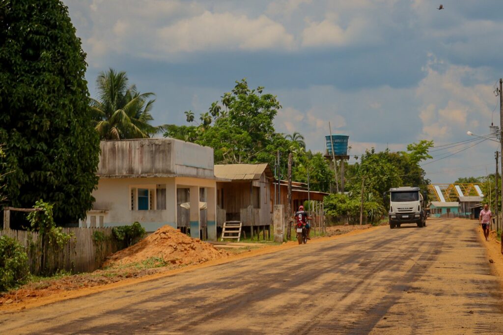 Estado leva obras para a comunidade da Foz do Paraná dos Mouras em Rodrigues Alves