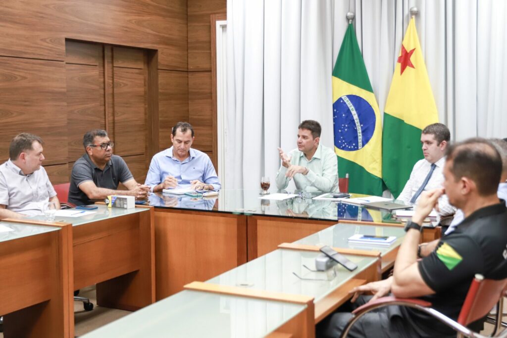 Estado debate ações estratégicas para gestão 2023-2026