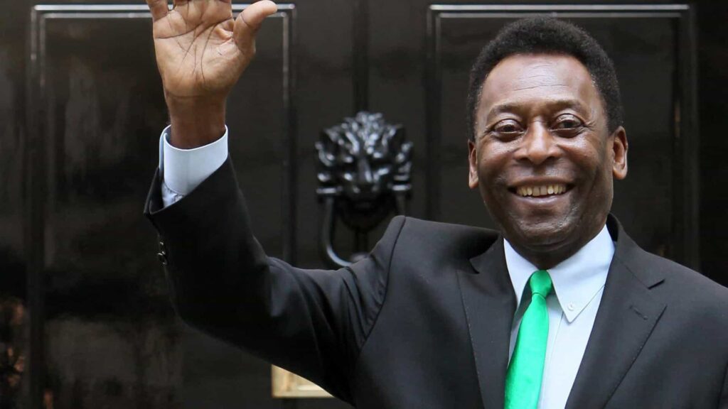 Pelé comemora 82 anos e é homenageado por Santos, CBF e outras figuras do esporte