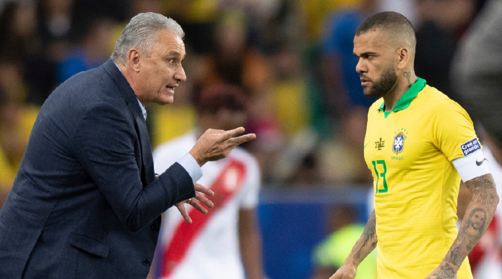 Tite explica presença de Daniel Alves e elogia nova geração ofensiva