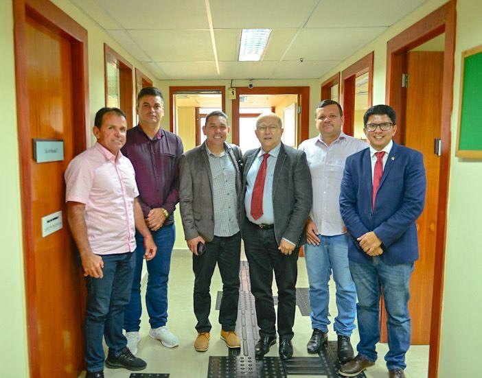 Presidente em exercício da Aleac, Jenilson Leite recebe visita do prefeito de Assis Brasil, Jerry Correia