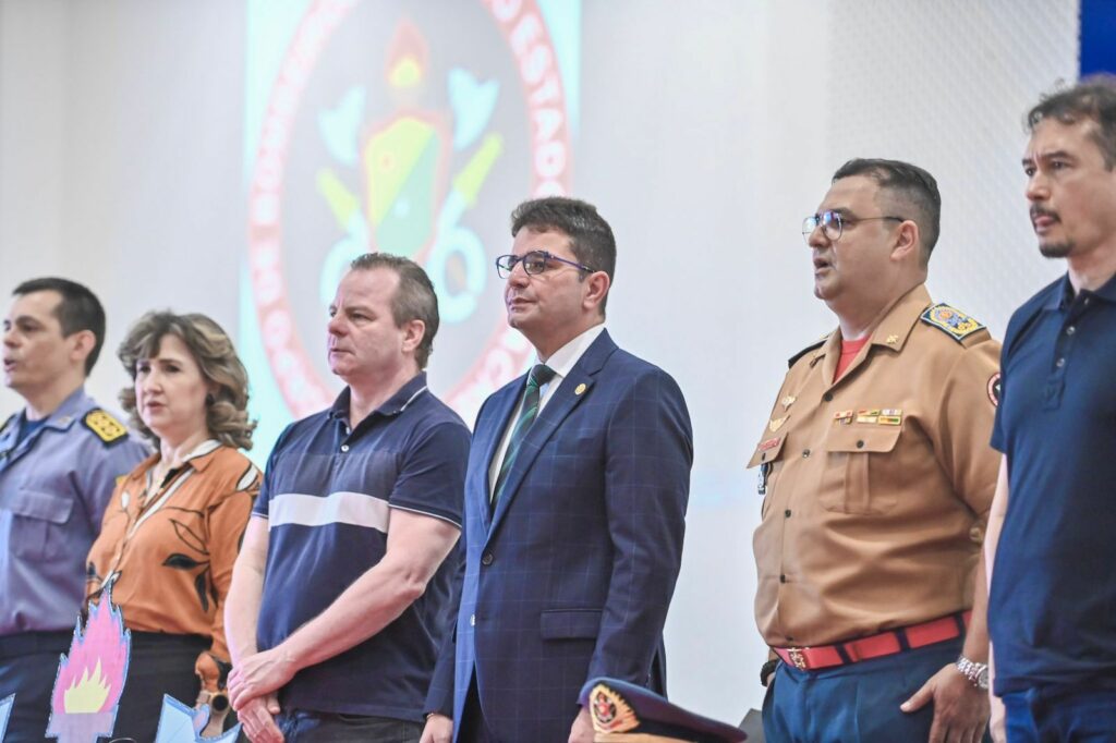 Pedro Longo participa de aula inaugural do curso de formação dos Bombeiros