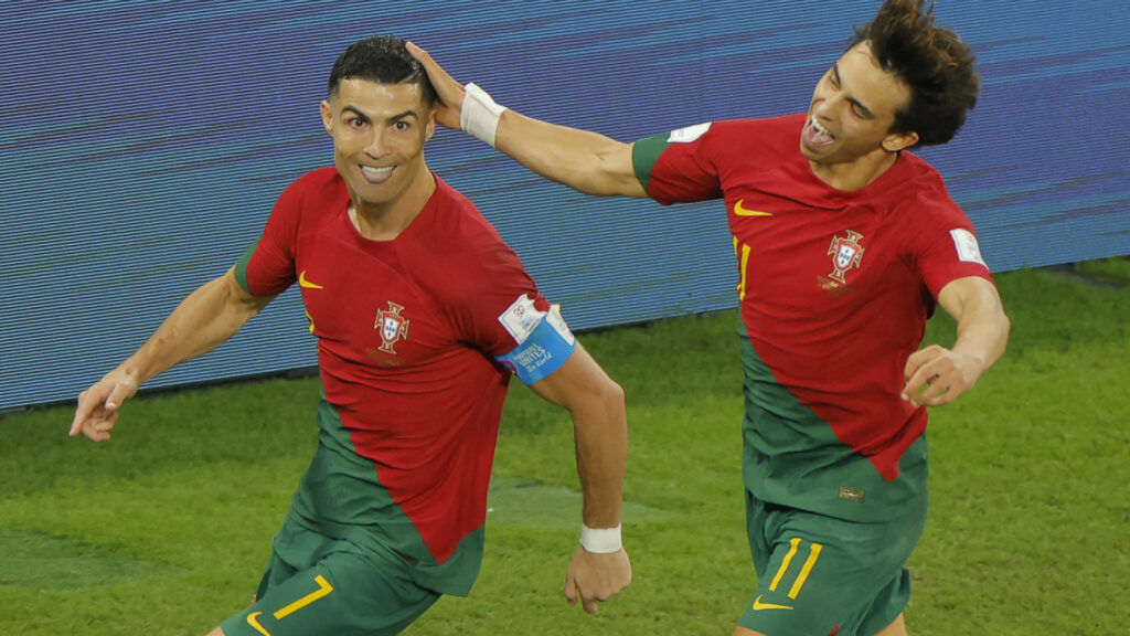 CR7 bate recorde, e Portugal vence Gana na Copa em jogo eletrizante
