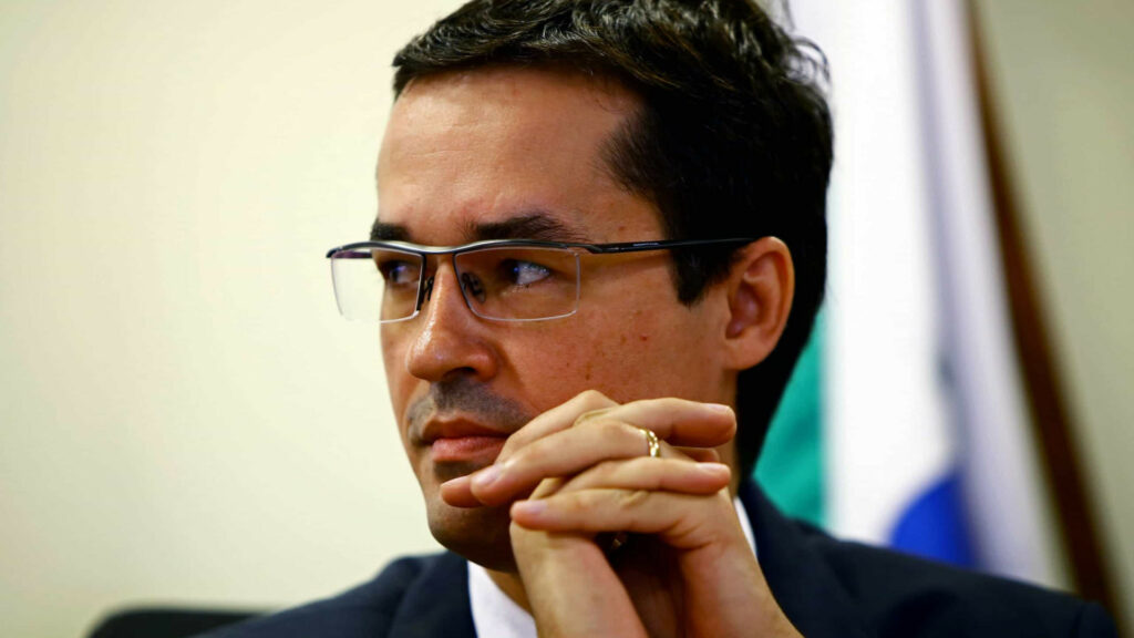 Juiz anula decisão do TCU que havia condenado Deltan a ressarcir gastos da Lava Jato